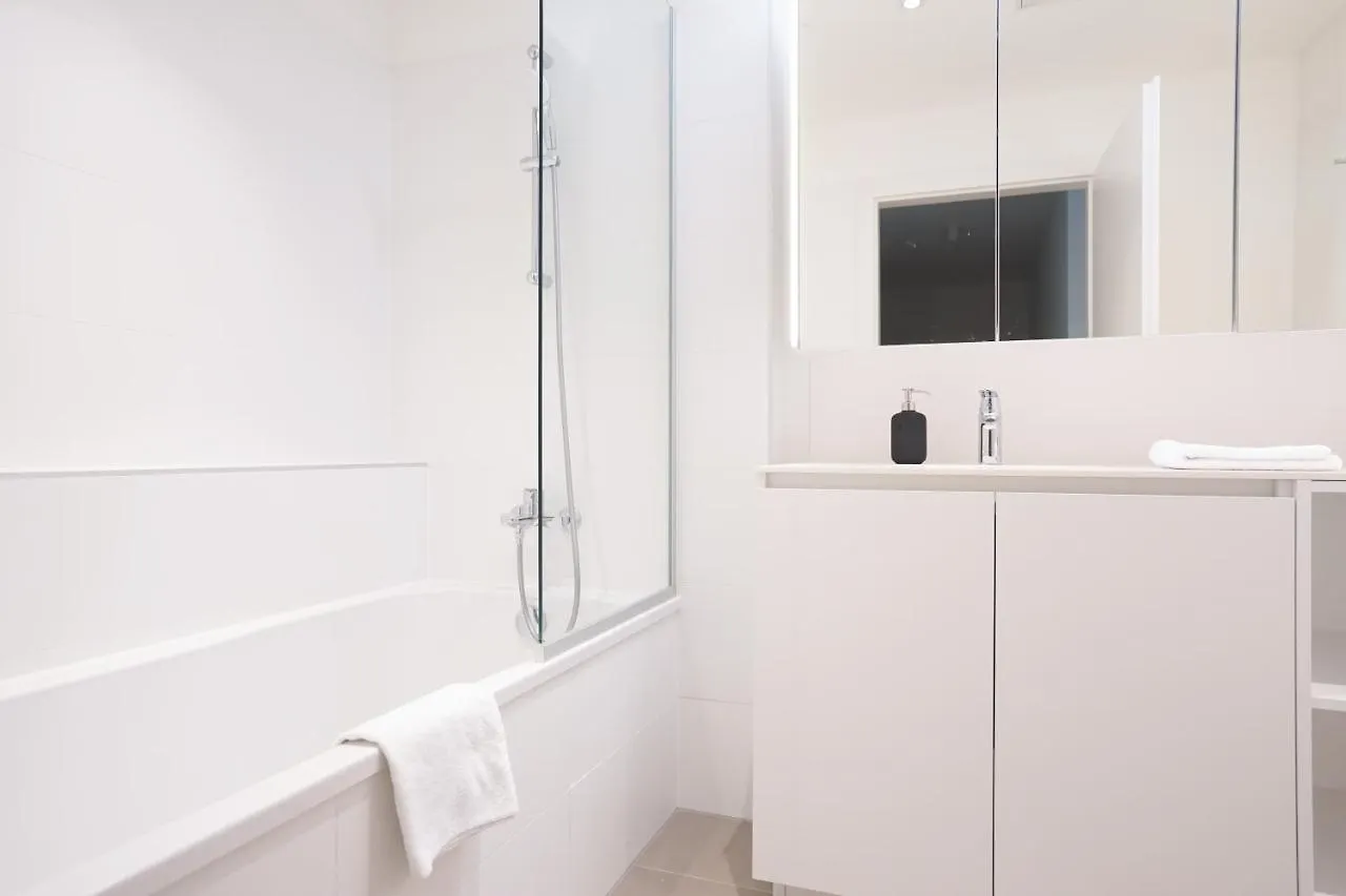 Green Garden Apartment W/.Balcony Near Thermal Spa Vienna