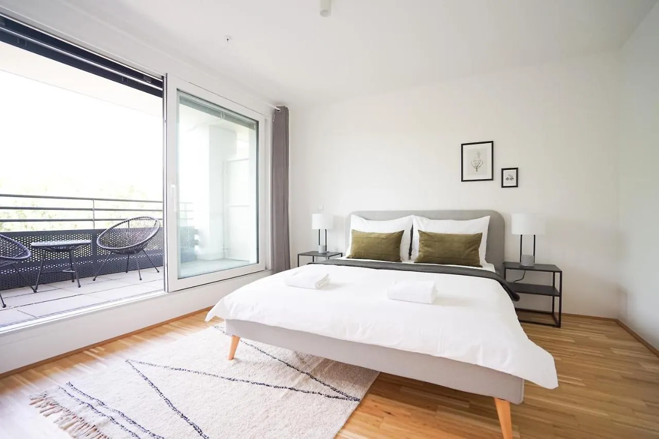 Green Garden Apartment W/.Balcony Near Thermal Spa Vienna 0*,  Austria